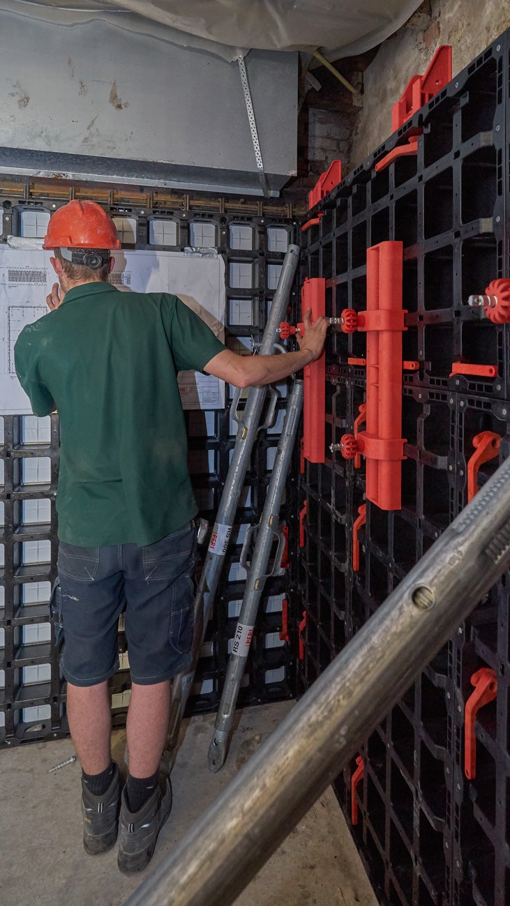 Met het DUO systeem kan er makkelijk en snel een betonconstructie gemaakt worden.