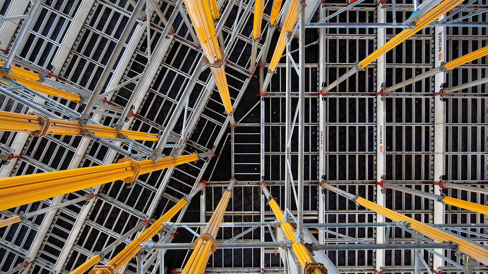 SKYDECK slab formwork adapts to a wide range of requirements, delivering one versatile system for diverse projects.