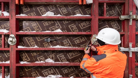 The PERI InSite Pressure Sensor in operation with formwork. 