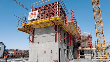 Lávky RCS na vnější straně a BR na vnitřní straně šachet byly podle potřeby přesouvané s pomocí jeřábu.