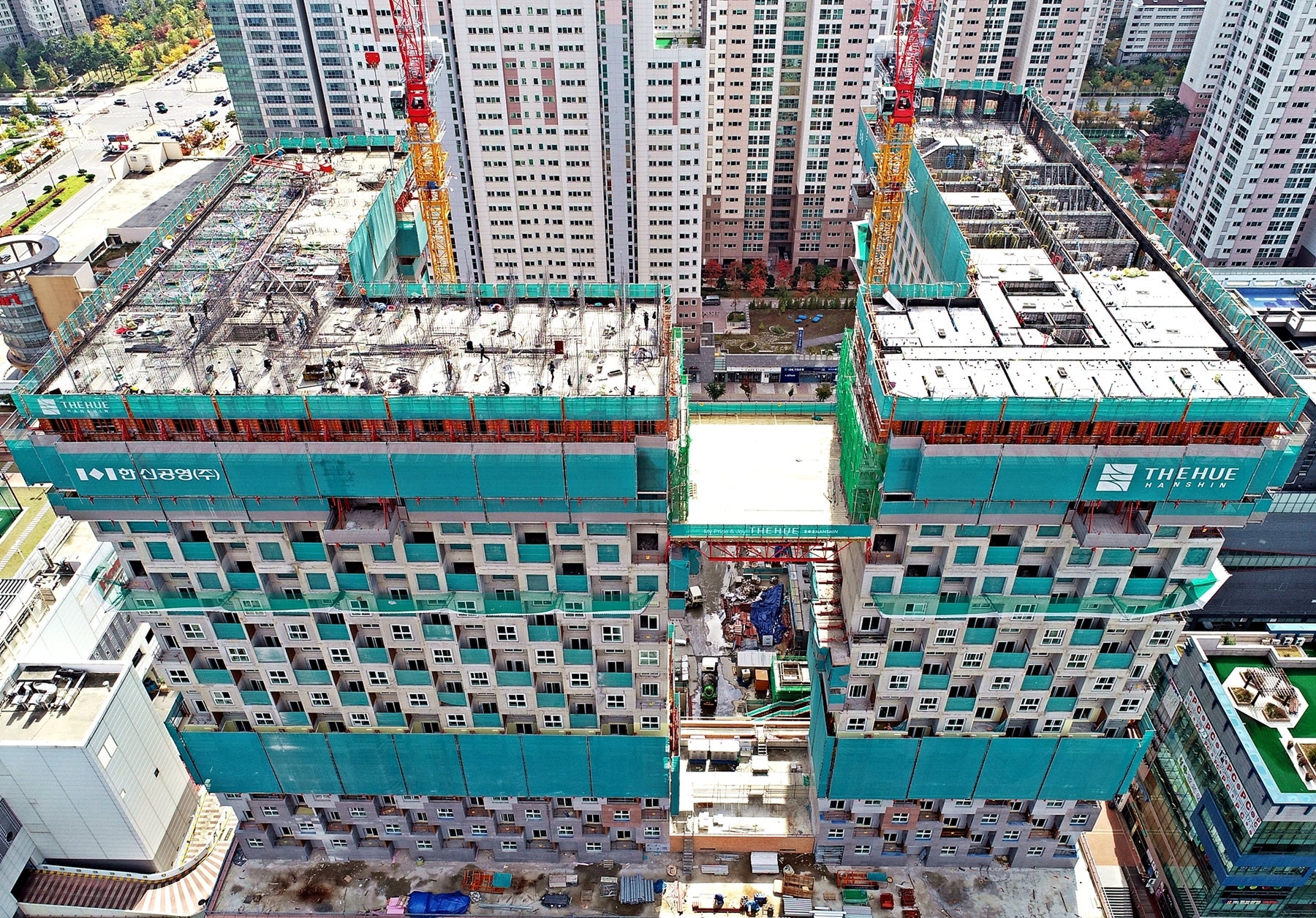 hanshin-the-hue-canalway-main