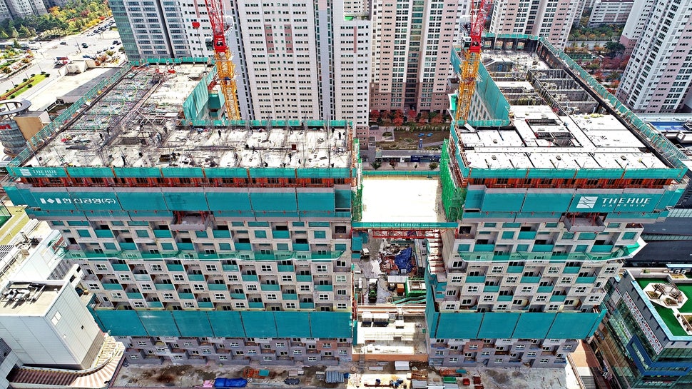 hanshin-the-hue-canalway-main