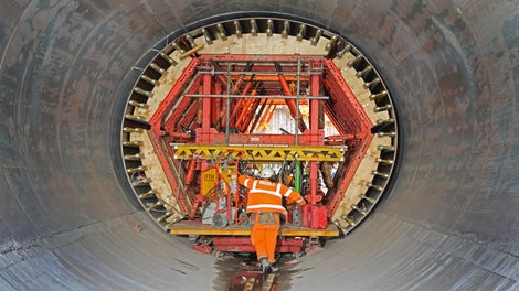 Hydraulic formwork used to form Shield Hall tunnel.