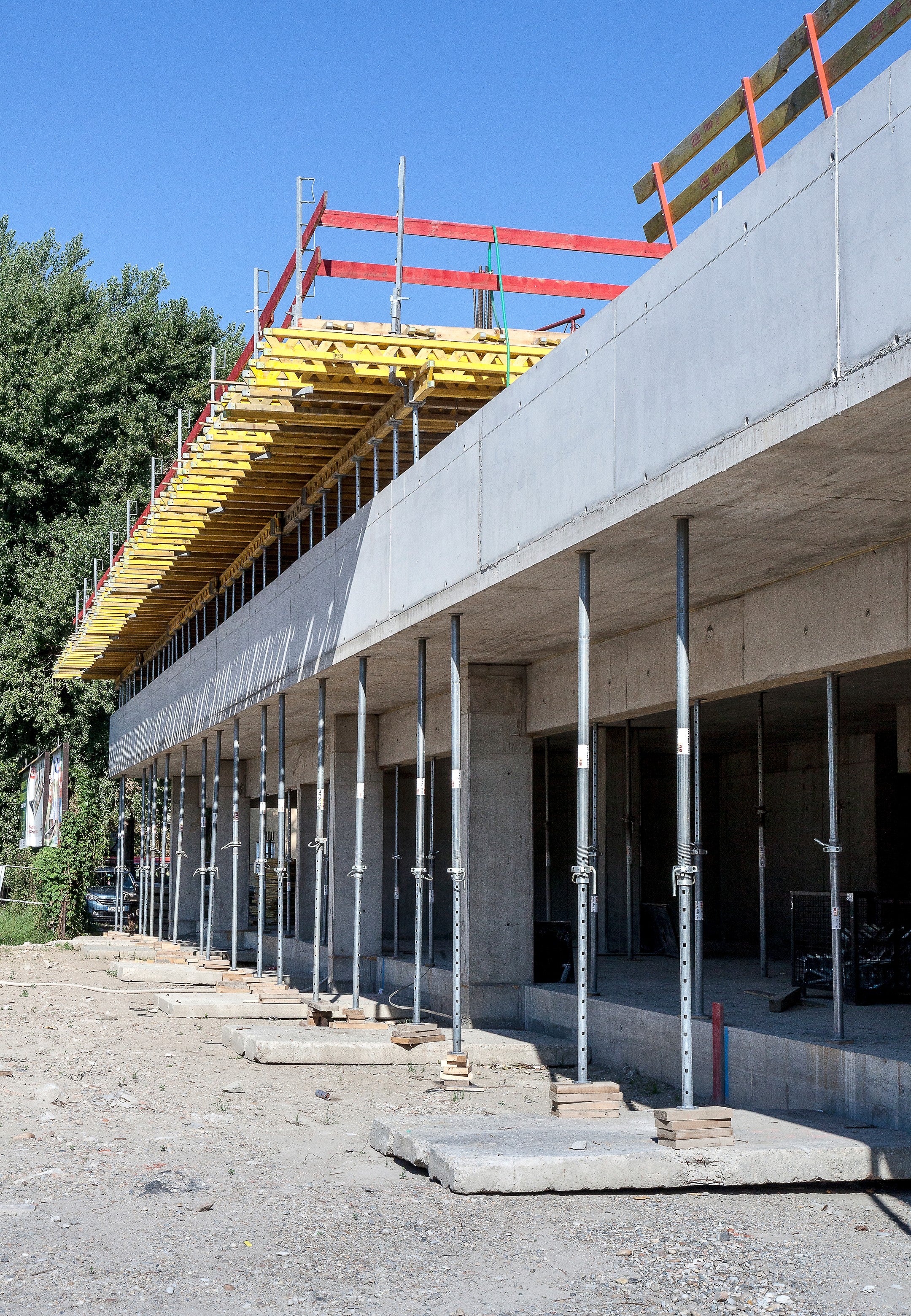 Rýchle dodávky materiálu zabezpečili plynulé napredovanie výstavby.