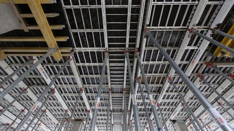 System deskowań PERI SKYDECK stanowi optymalne rozwiązanie dla dużych powierzchni stropów Galerii Północnej w Warszawie