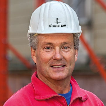 Statement von Uwe Störtzer: Das Zusammenspiel mit PERI war richtig gut – sowohl in der Planungs- als auch in der Ausführungsphase. Und die Fassadenabstützung mit Systemteilen war für uns eine positive Erfahrung.