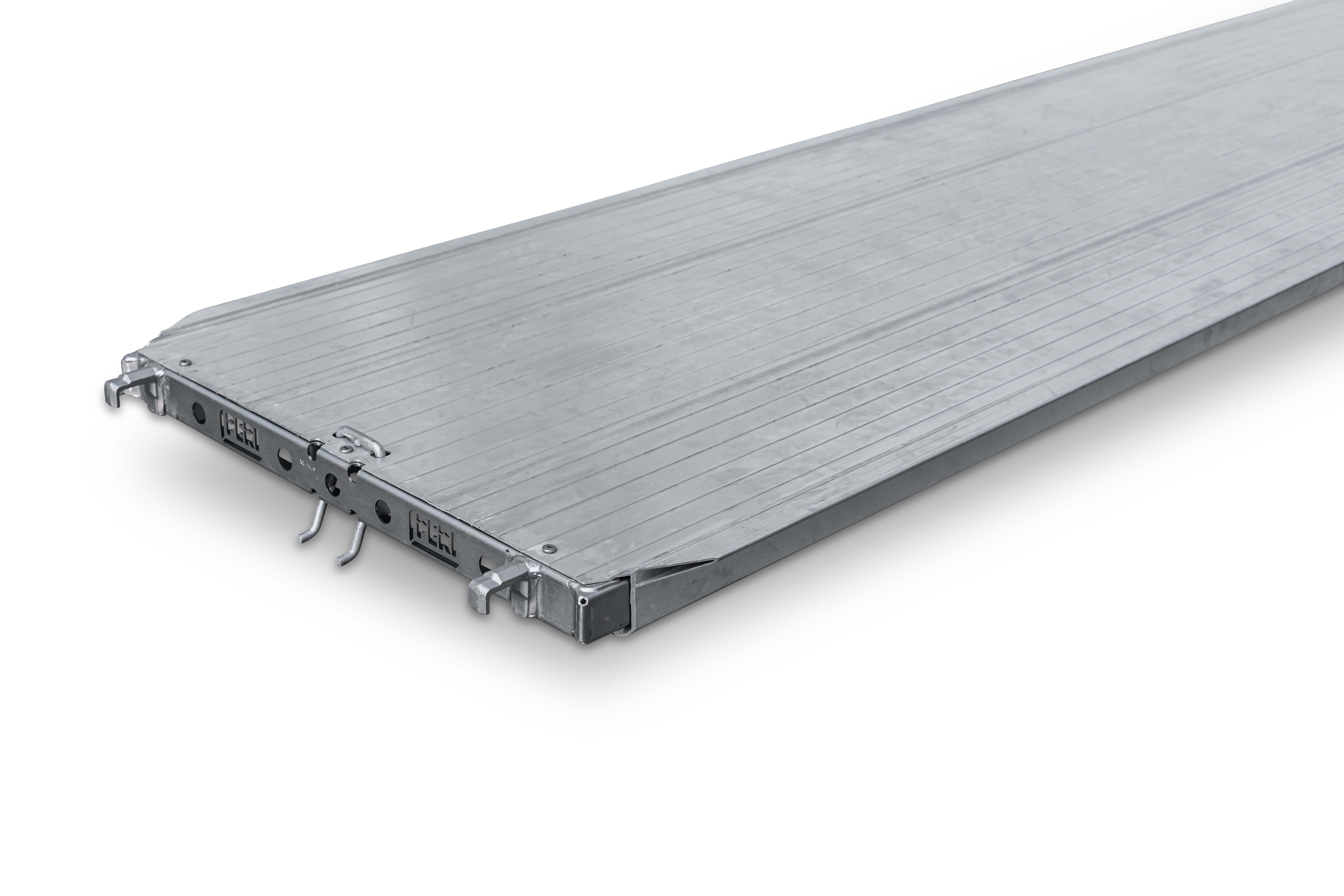 Le revêtement en aluminium est le revêtement le plus léger de la gamme de revêtements PERI UP et permet ainsi de travailler en ménageant son corps.