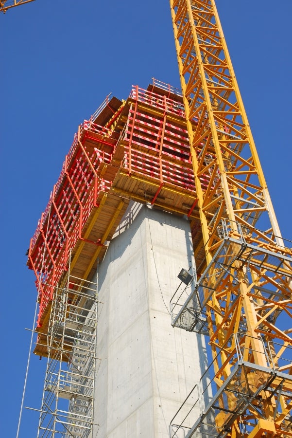 Plataforma ACS e cofragem Vario.<br/>