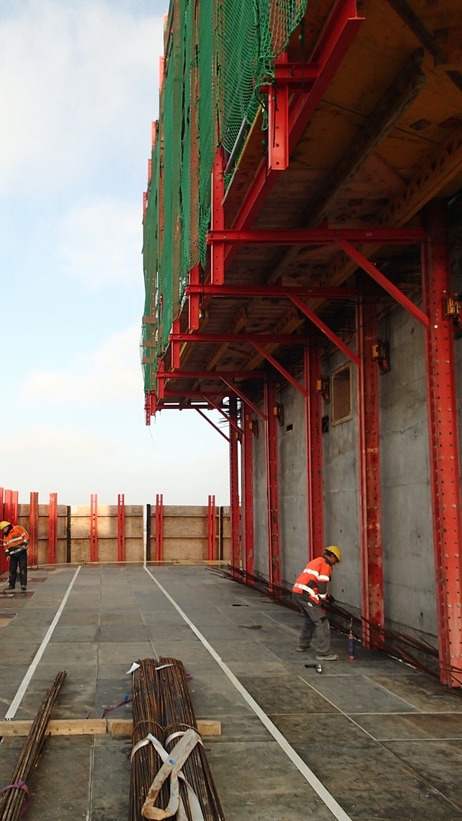 SKYDECK monteret sikkert bag beskyttelses paneler