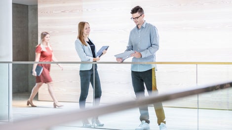 In unserem Karriere Newsletter versorgen wir Sie regelmäßig mit Informationen zu neuen Stellenangeboten, Karriere Events sowie aktuellen Projekten.