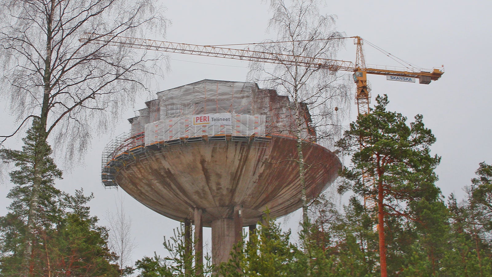 Vesitorni on näyttävä maamerkki Länsi-Espoon alueella.