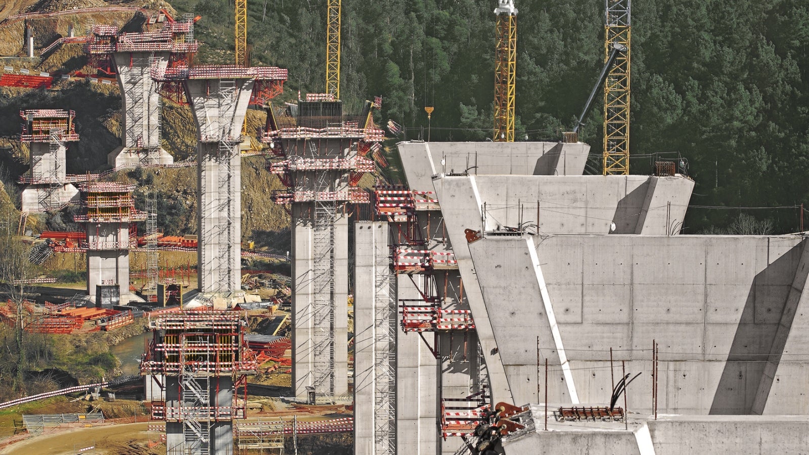 Vista geral da obra de Sul para Norte<br/>