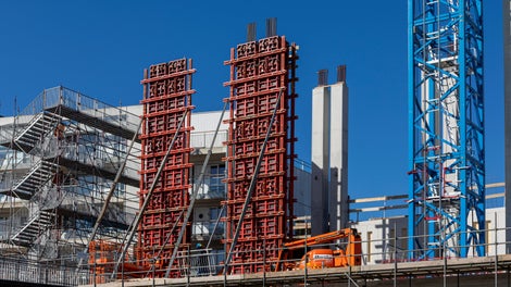 Op de Siciliëboulevard in Rotterdam worden 93 appartementen en een winkelruimte gerealiseerd.