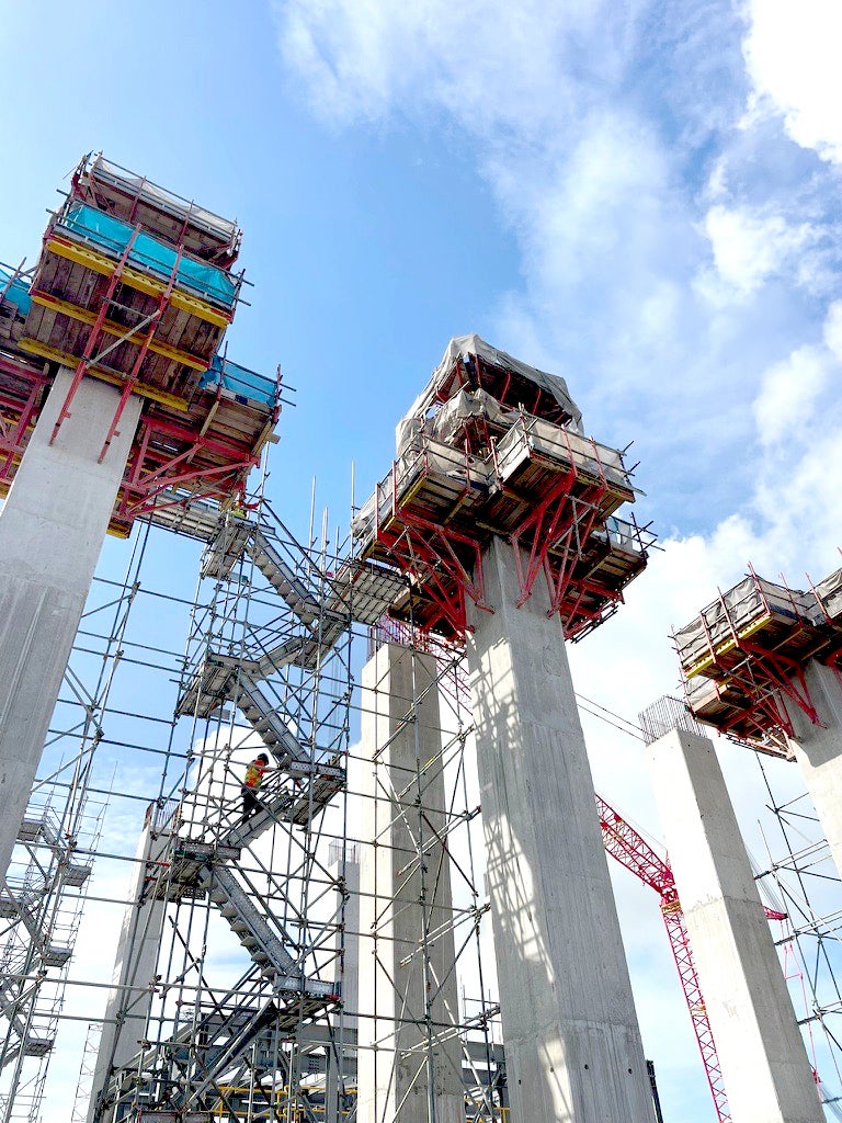 50 meter-high columns required for Singapore’s Integrated Waste Management Facility project
