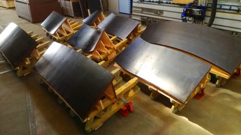 Pierwomontaż deskowań w zakładzie PERI