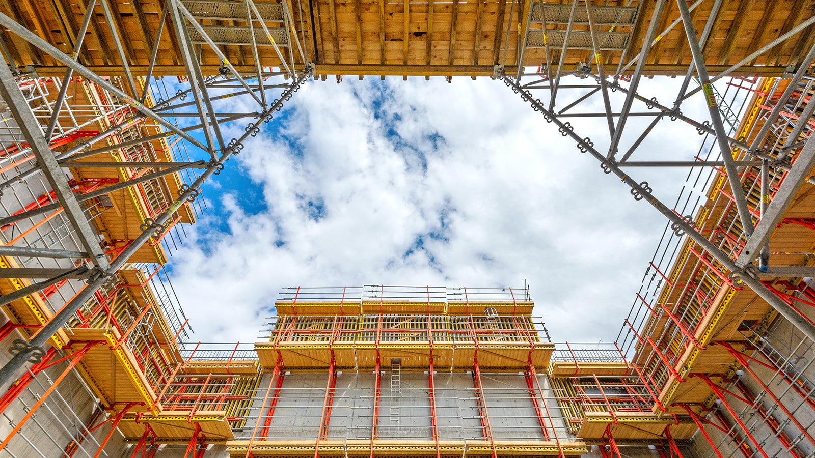 Budowa zakładu termicznego przekształcania odpadów komunalnych.