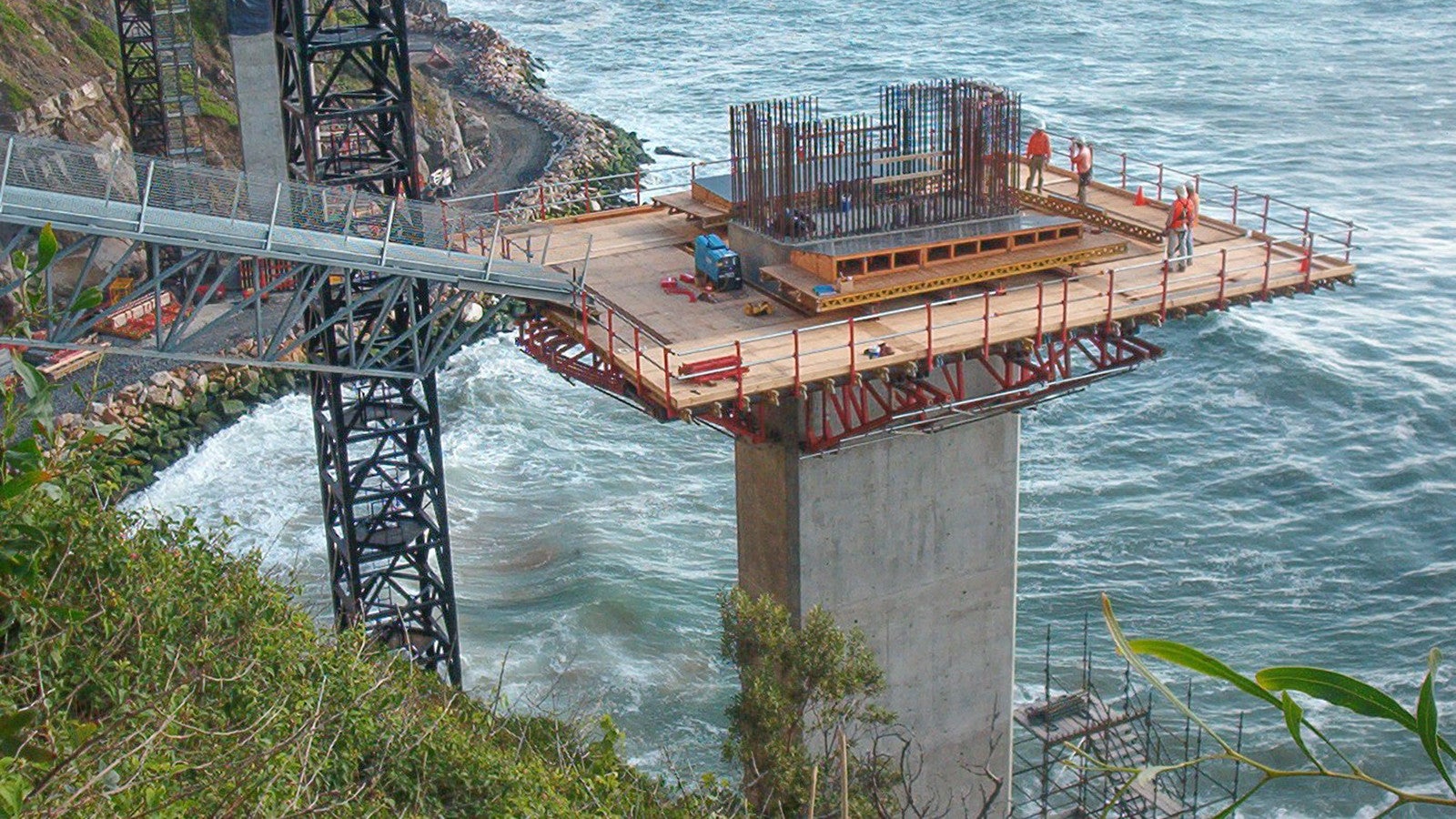 Lawrence Hargrave DriveSea Cliff Bridge