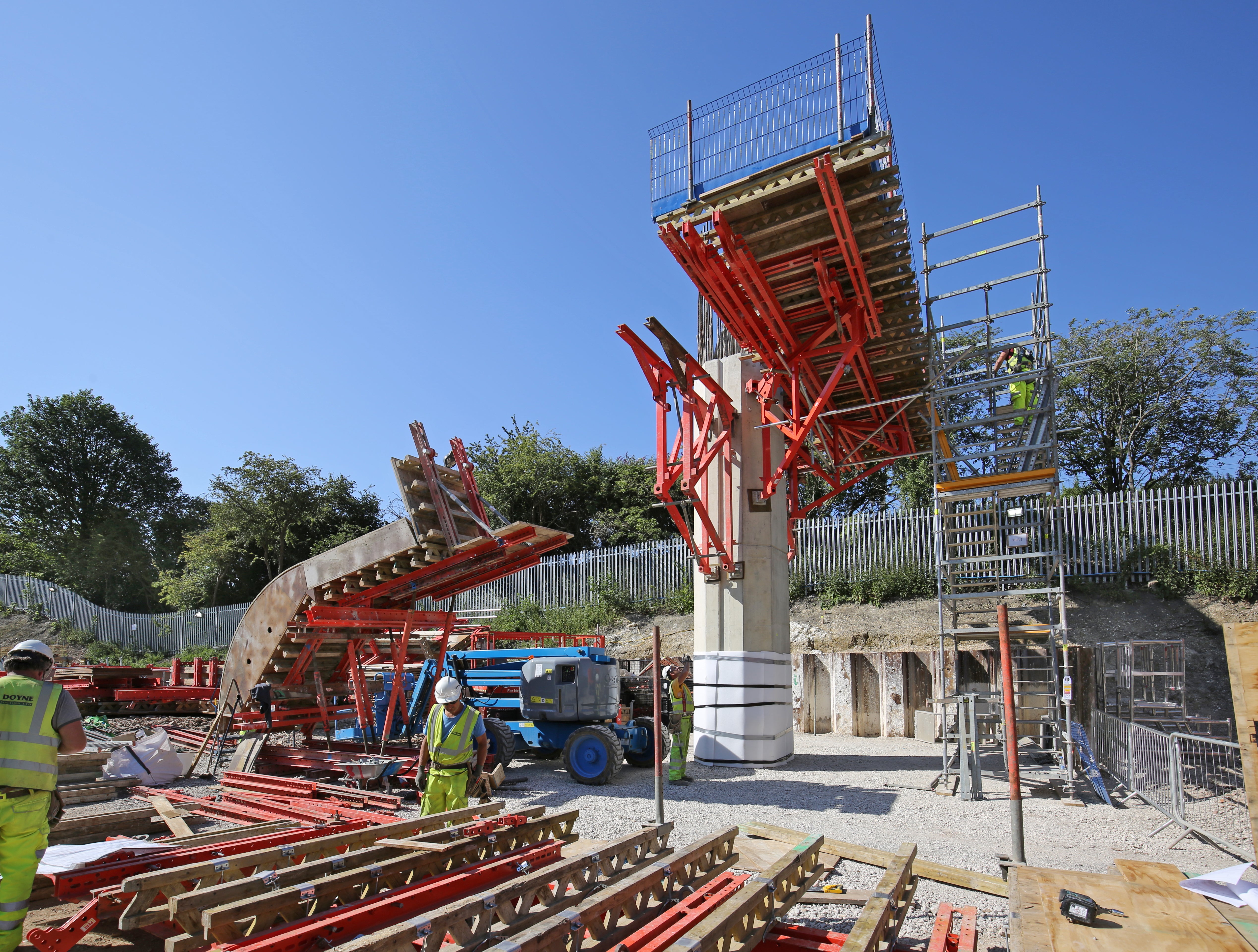 Infrastructure formwork for a driverless rail link service.
