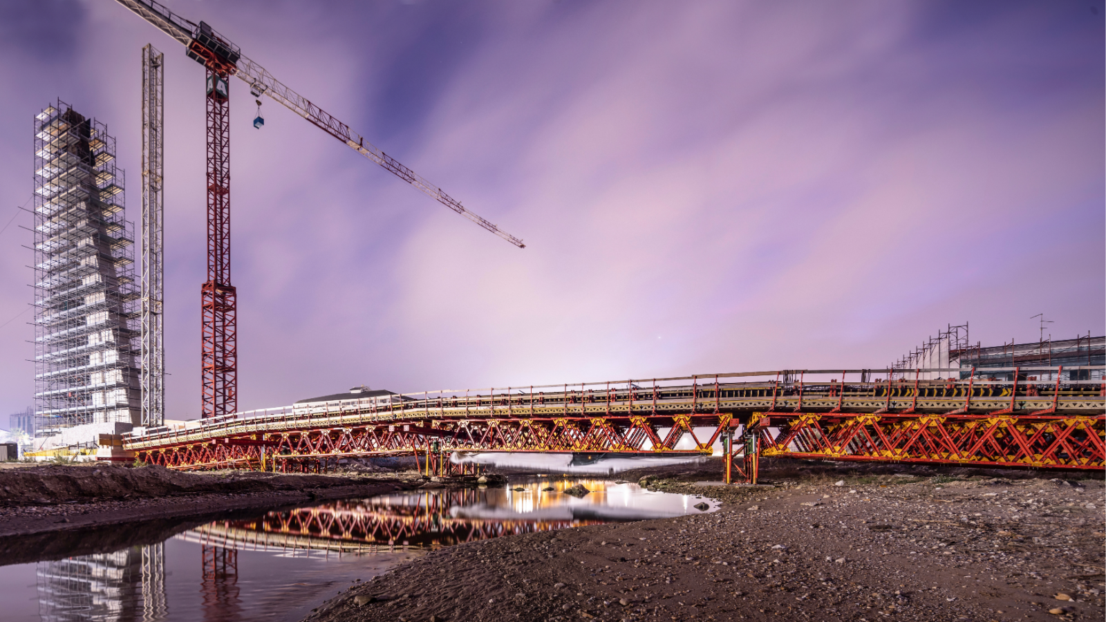 Ponte ciclopedonale strallato posteso a campata unica sul fiume Alento a Francavilla al mare