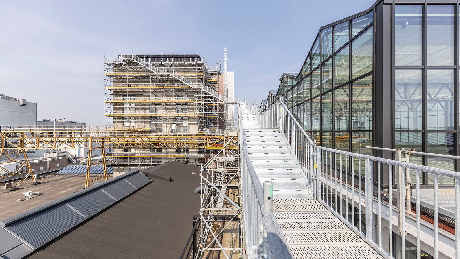 PERI supplied everything that was required for the construction of the public access routes. The versatility and compatibility of the PERI systems proved to be extremely advantageous. (Photo: PERI SE)<br/>