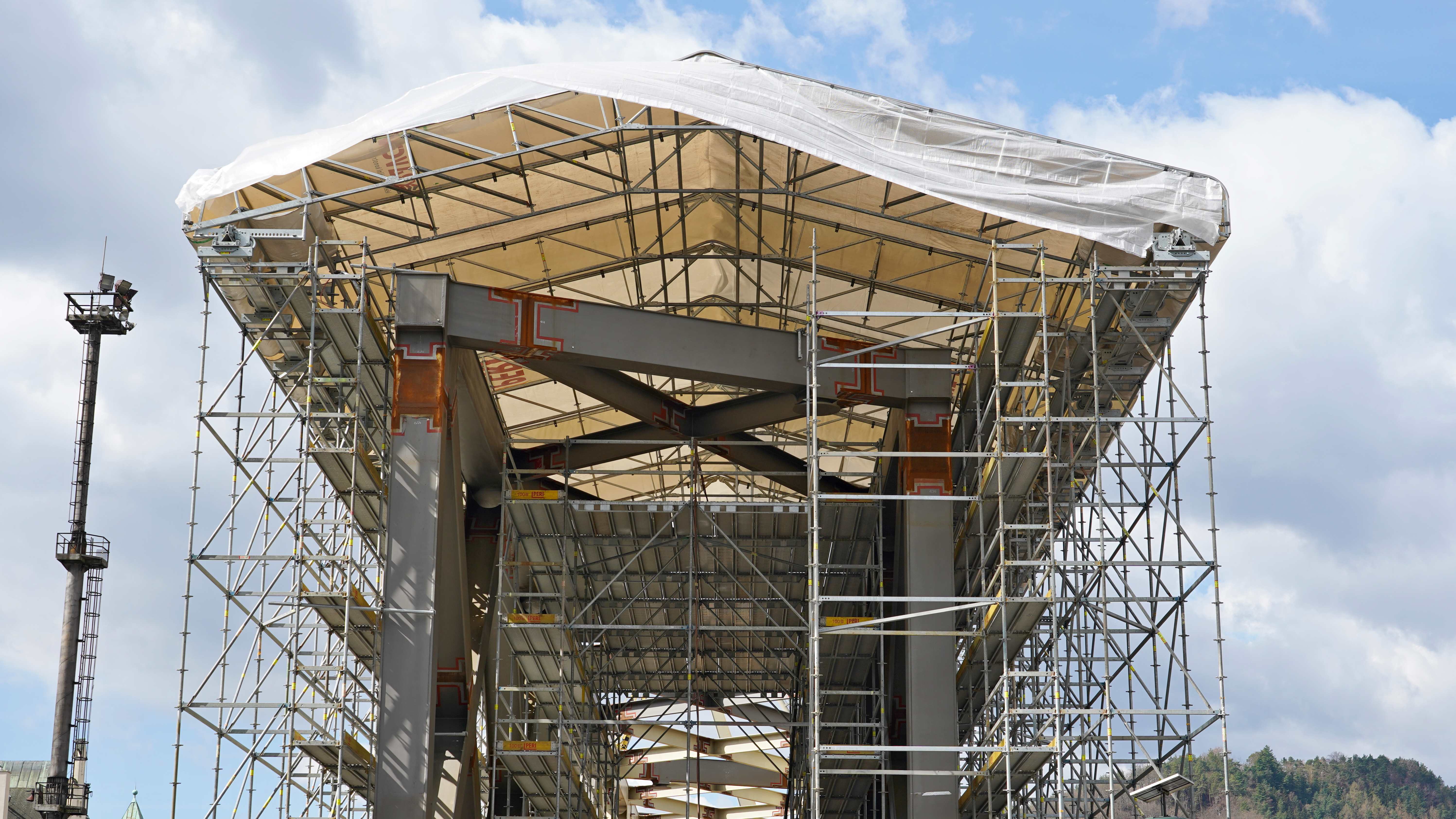 Železniční most, Děčín<br/>Zastřešení LGS