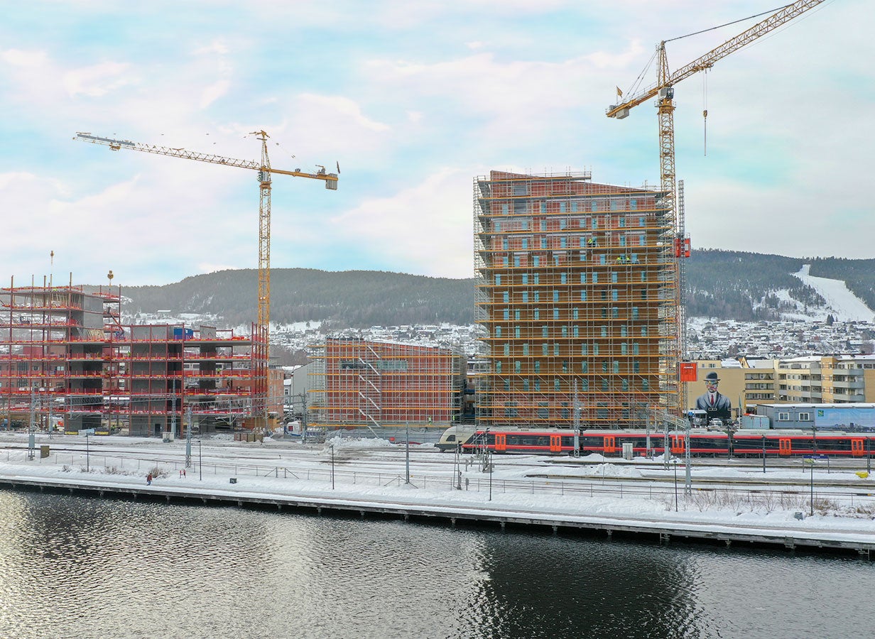 Drammen stasjon- leveranse av ca 7.500 m2 med PERI UP