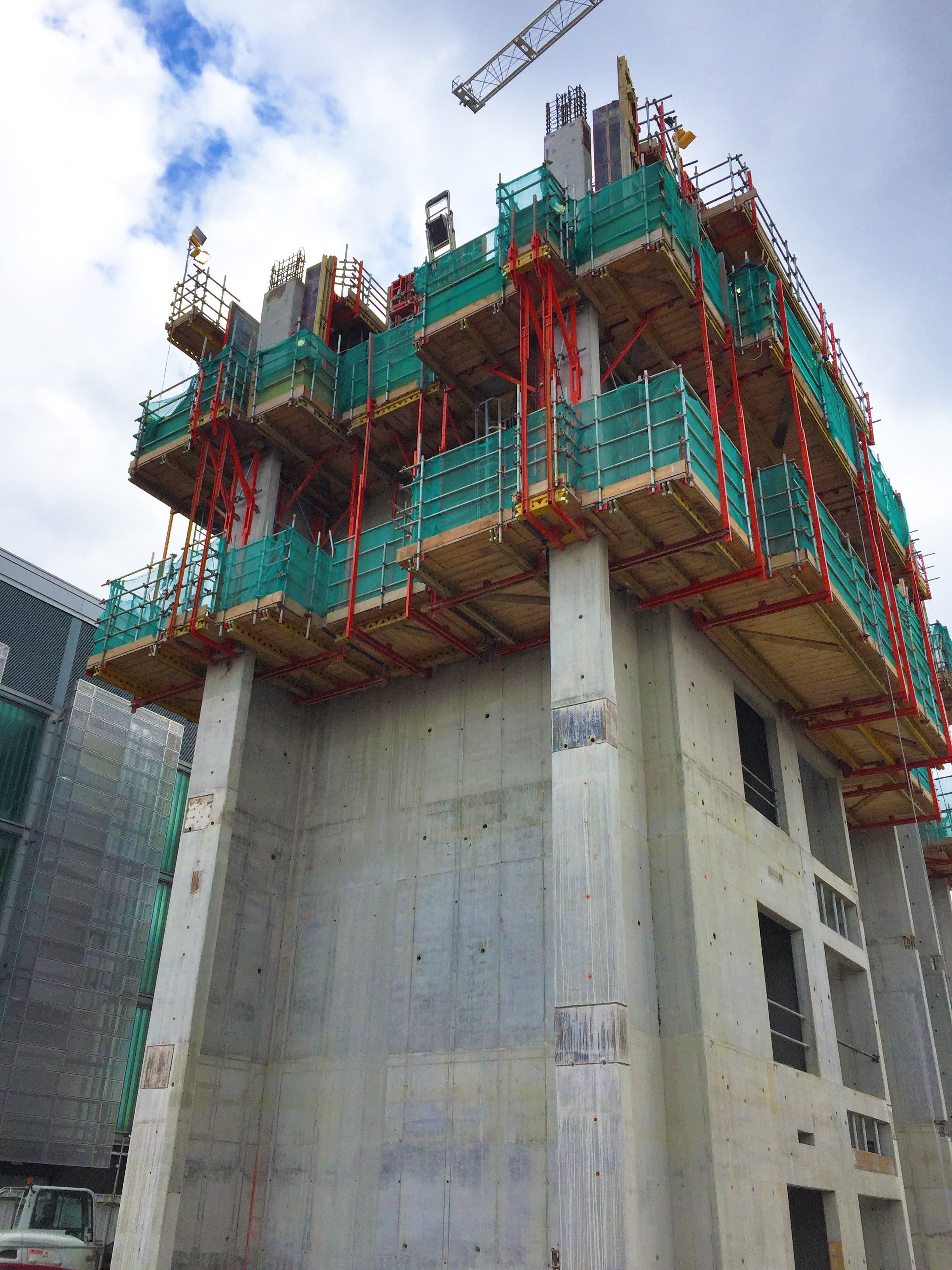 Project-specific formwork ascends on MECD’s irregular-shaped cores.