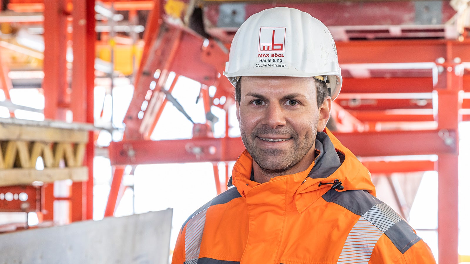 Das Baustellenpersonal war positiv überrascht von der Lösung für die komplexe Aufgabenstellung. Dank der PERI Systeme waren wir pro Betonierabschnitt etwa 2 Wochen schneller als ursprünglich geplant.