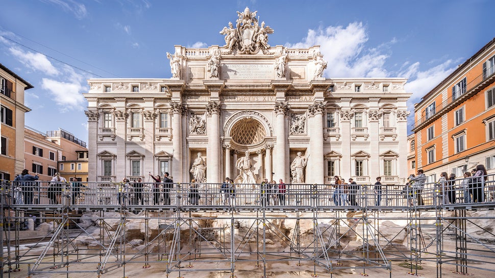 The access solution, consisting of PERI UP Modular Scaffolding and the PERI UP Public Stair, gave visitors a unique view of the Baroque cultural monument.