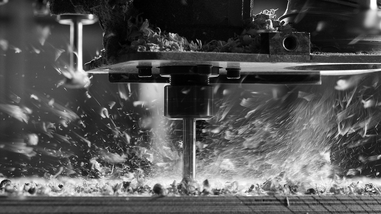 PERI Pave ReLife achieves a perfect balance of sustainability and cost-effectiveness. By professionally recoating the surface, the production boards are given an additional service life: resource-saving, cost-effective and still at a high-quality level. 