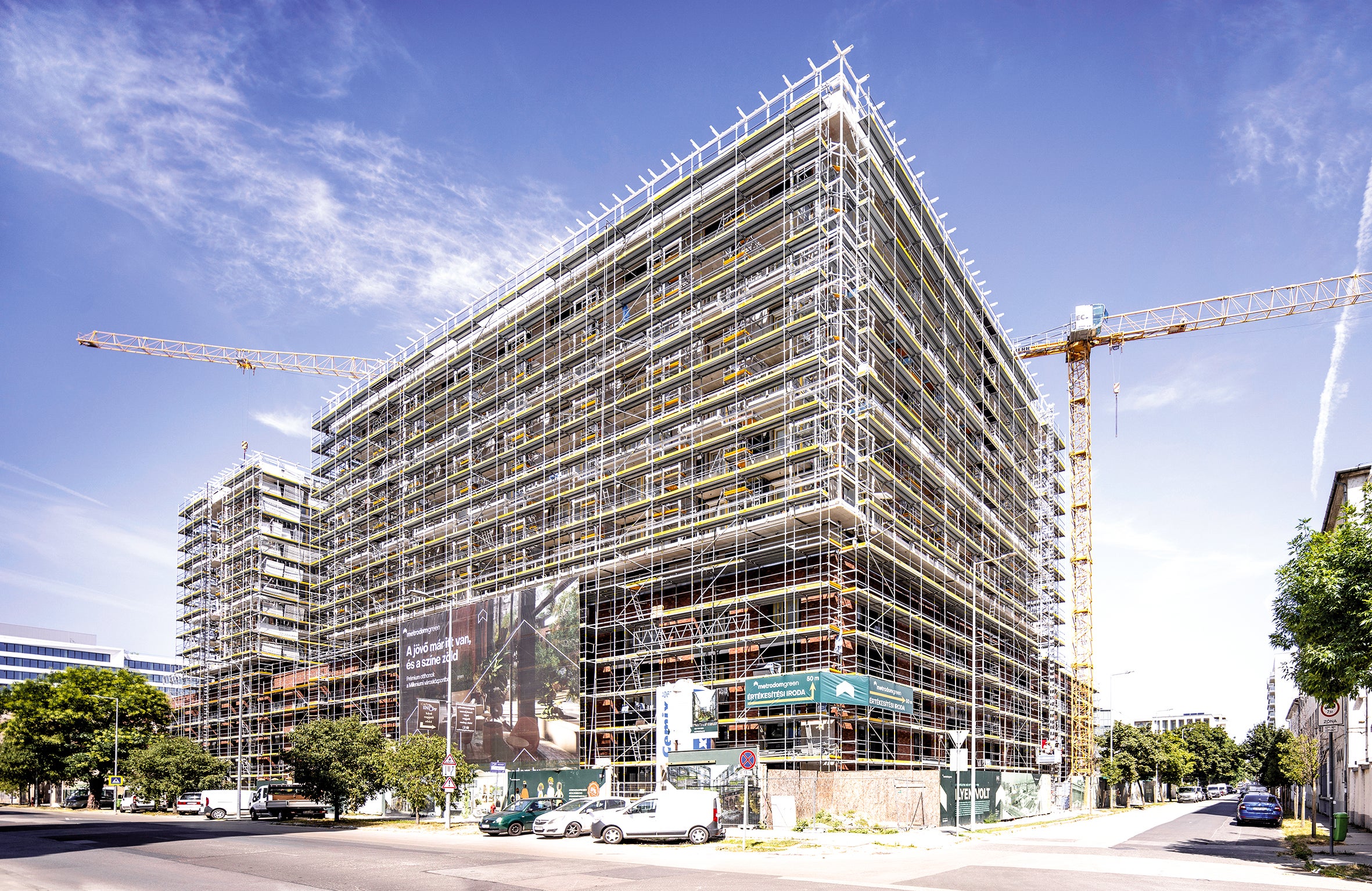 C2A9413_14-2_pe_300cmyk