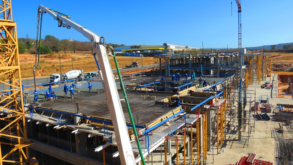 Combination of SKYDECK and MULTIFLEX used on the complex slabs