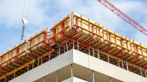 Deckentisch mit Volleinhausung