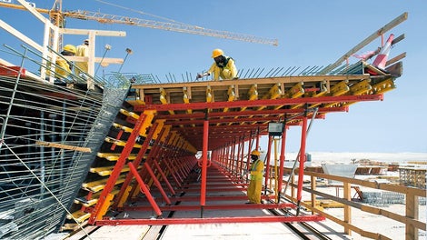 标准化的系统组件、以及以密配销栓作为系统统一的连接方式，显著减少了时间和成本。