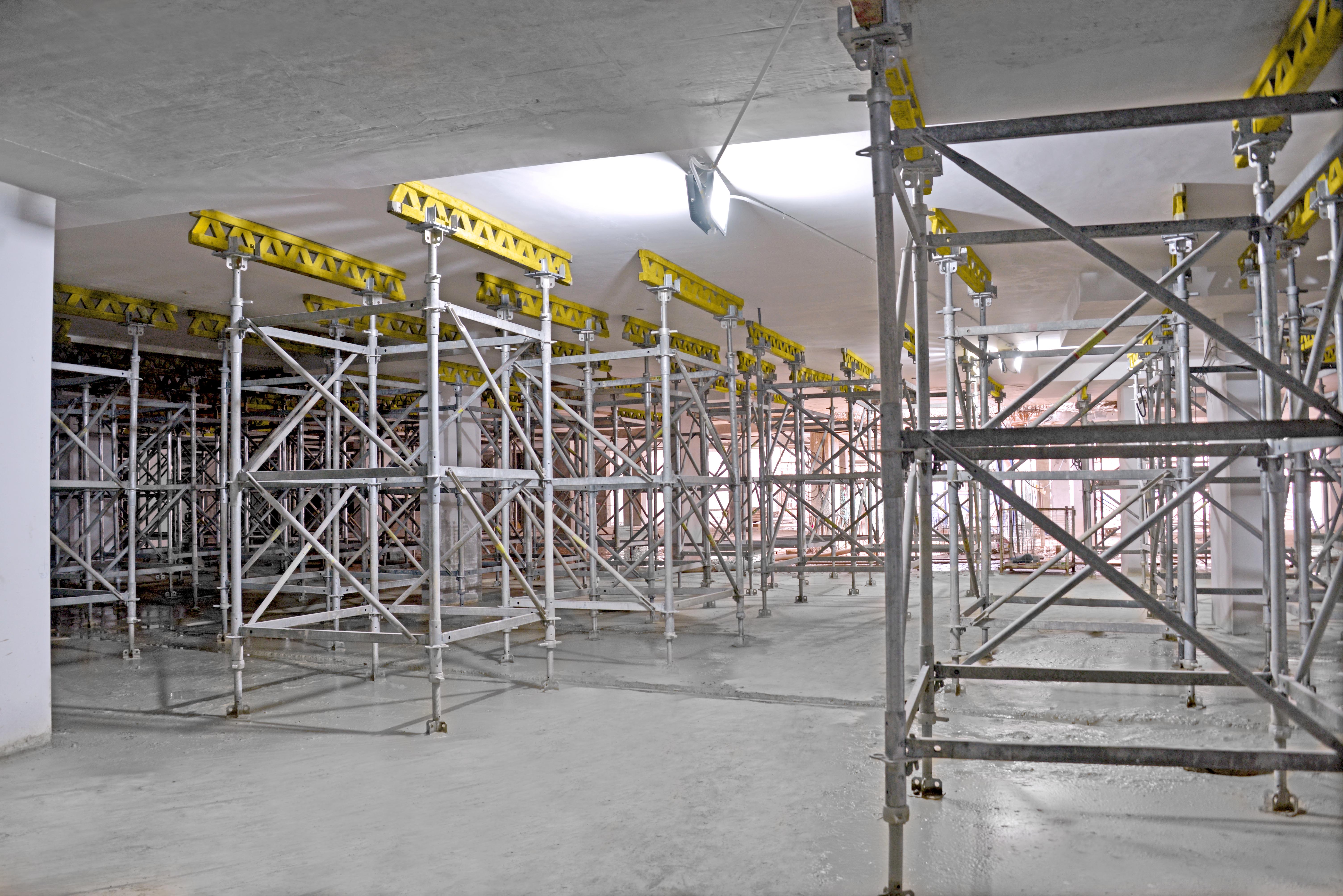 PS100 is utilized as back propping due to its high load-bearing capacity