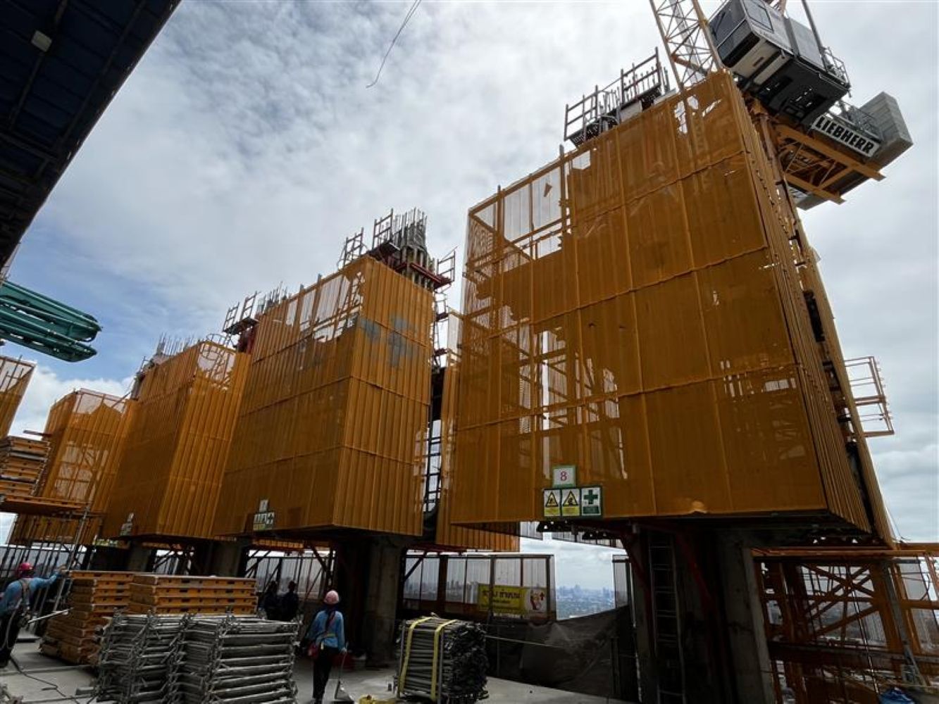PERI solutions for Kingsquare residence