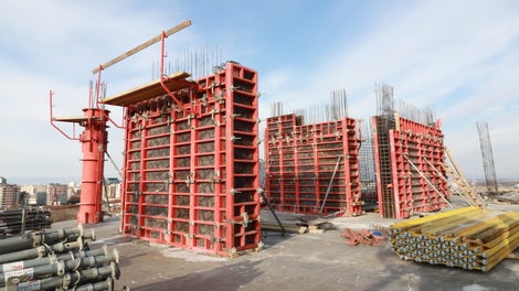 TRIO е универсална кофражна система за интензивна работа с високо натоварване, когато основната цел е оптимизиране на времето и намаляване на разходите