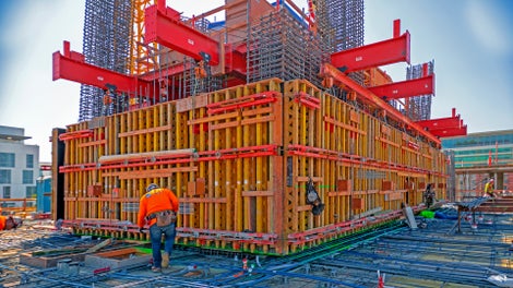 PERI's ACS Core 400 self-climbing system was optimized to require a minimum number of hydraulic cylinders.