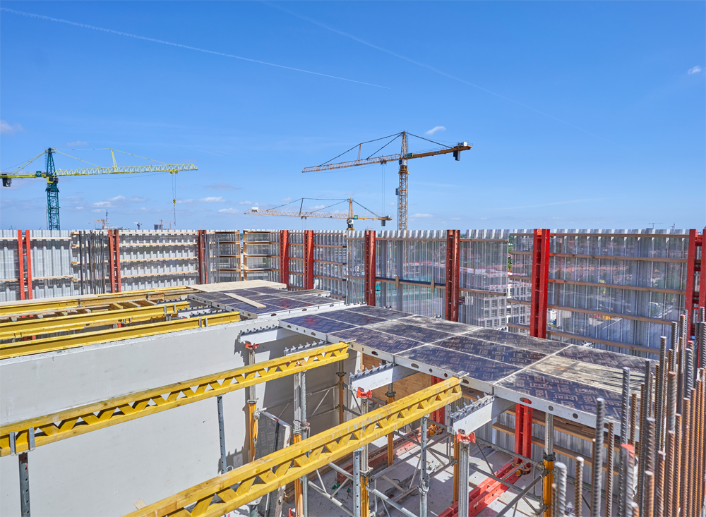 Het PERI UP systeem is bij het volledige project ingezet: bij de steigers, trappentorens en de vlechtsteigers voor het vlechten van de wandbekisting.