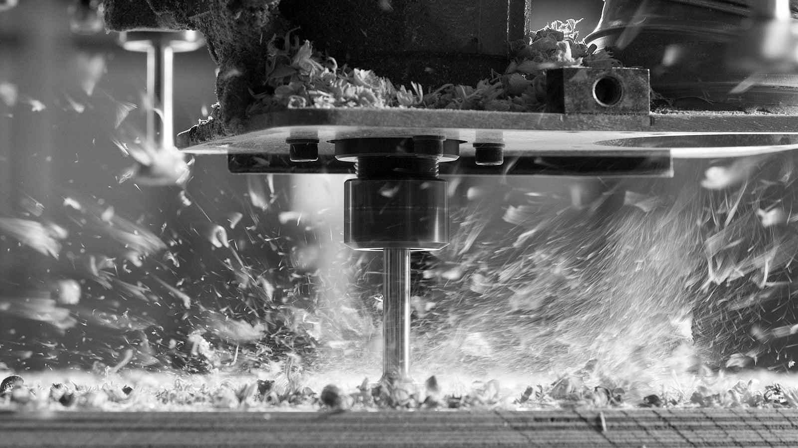 A professional re-coating of the surface gives PERI Pave production pallets an additional service life. 