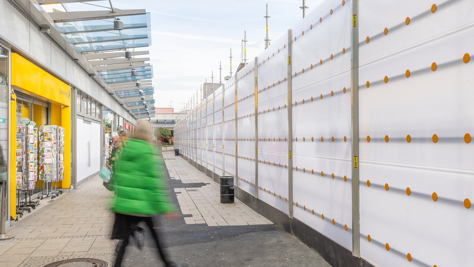 PERI UP Cladding
