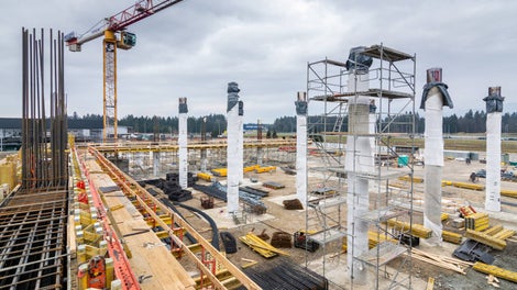 Okrugli stupovi visine 11,0 m izvedeni pomoću SRS čelične kružne oplate.