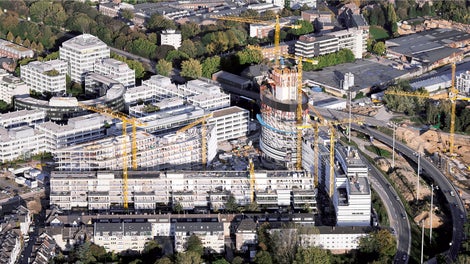 U Düsseldorfu se istovremeno gradi pet objekata, što zahtijeva dobro promišljen logistički koncept. 