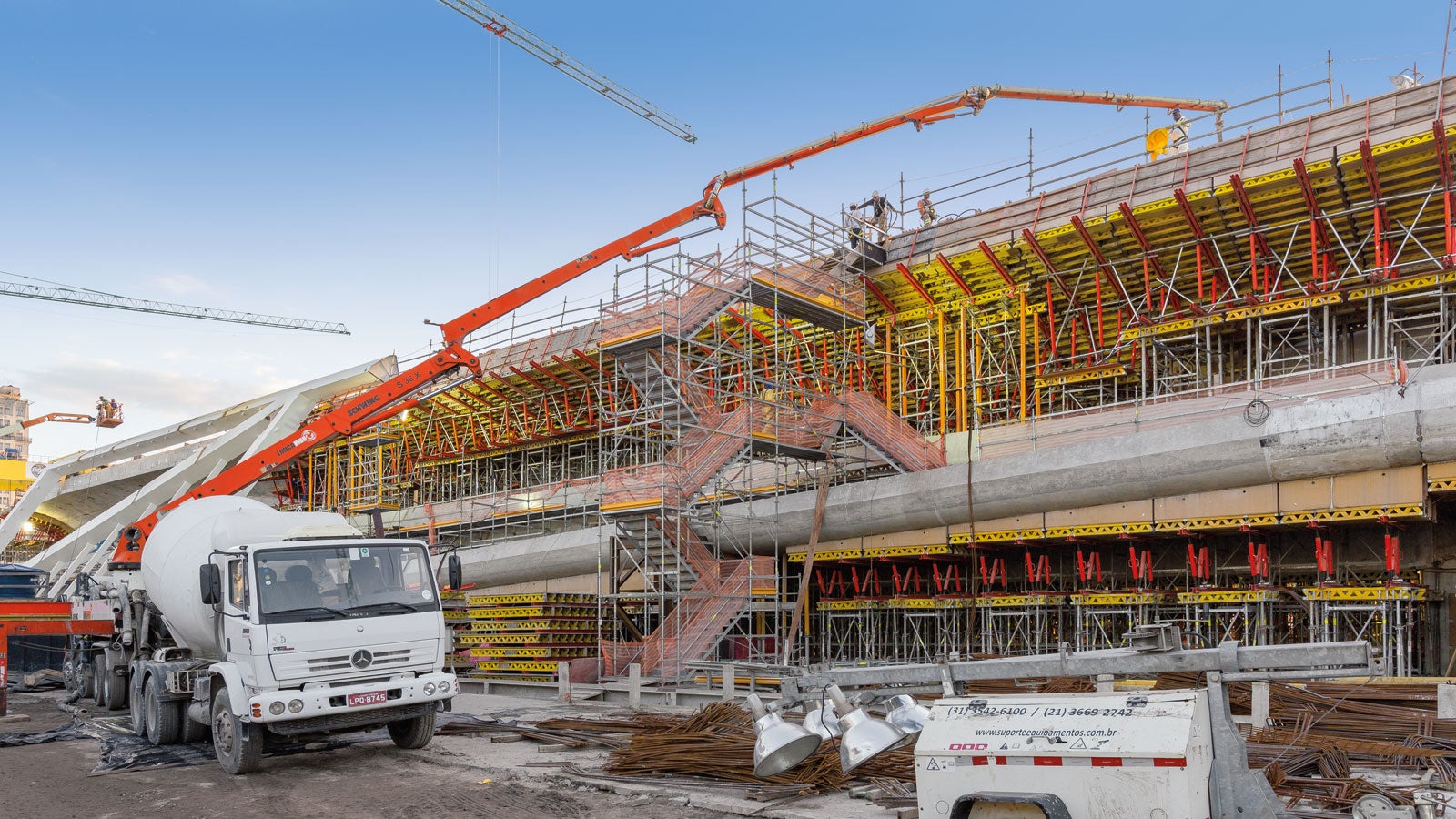 Planning, assembly and material allocation were ideally coordinated to suit the construction schedule.