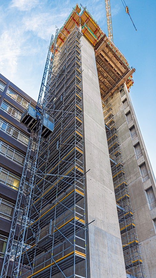 Mit der SCS/VARIO-Kletterschalung und der nachfolgenden PERI UP Flex Einrüstung kamen flexible Baukastensysteme aus der Schalungs- und Gerüsttechnik zum kombinierten Einsatz.