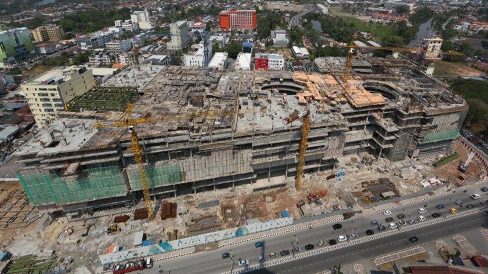 Performing work operations with PD 8 table formwork