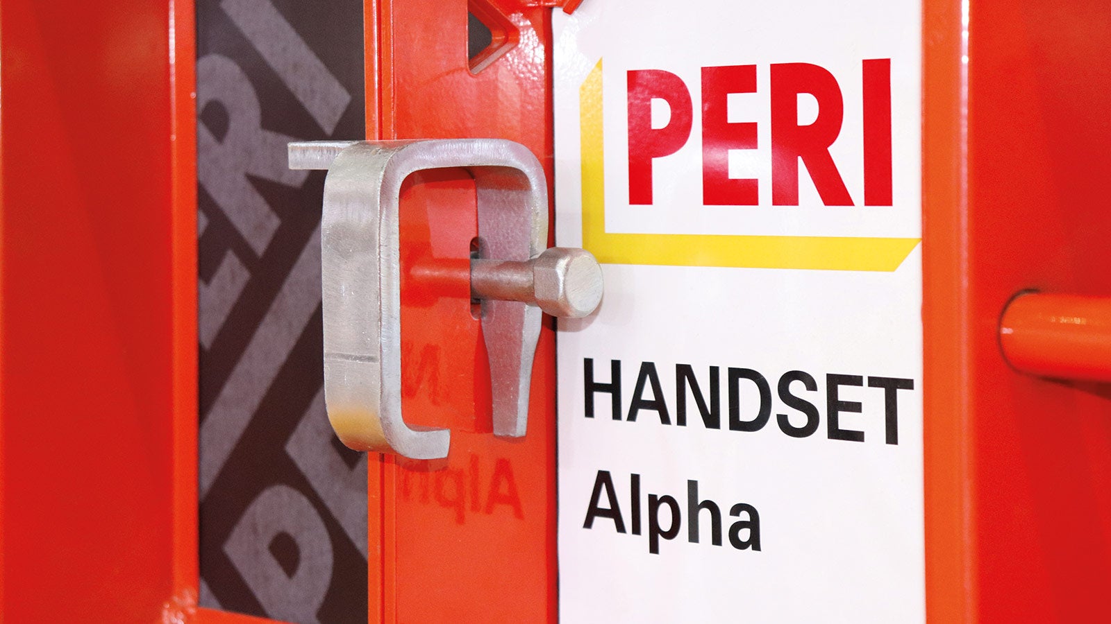 Povezivanje klinastom spojnicom je jednostavan i ekonomičan metod spajanja elemenata.