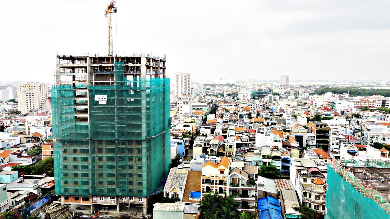 Located in Binh Thanh Dist., Ho Chi Minh City, in the middle of a crowed residential area