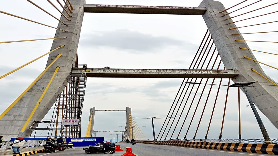Bridge Structural Health Monitoring System (SHMS) Teluk Kendari Bridges Project, Southeast Sulawesi