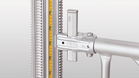 The integrated measuring tape allows exact prop adjustment without any time-consuming measuring and unnecessary lengthy re-adjustments.